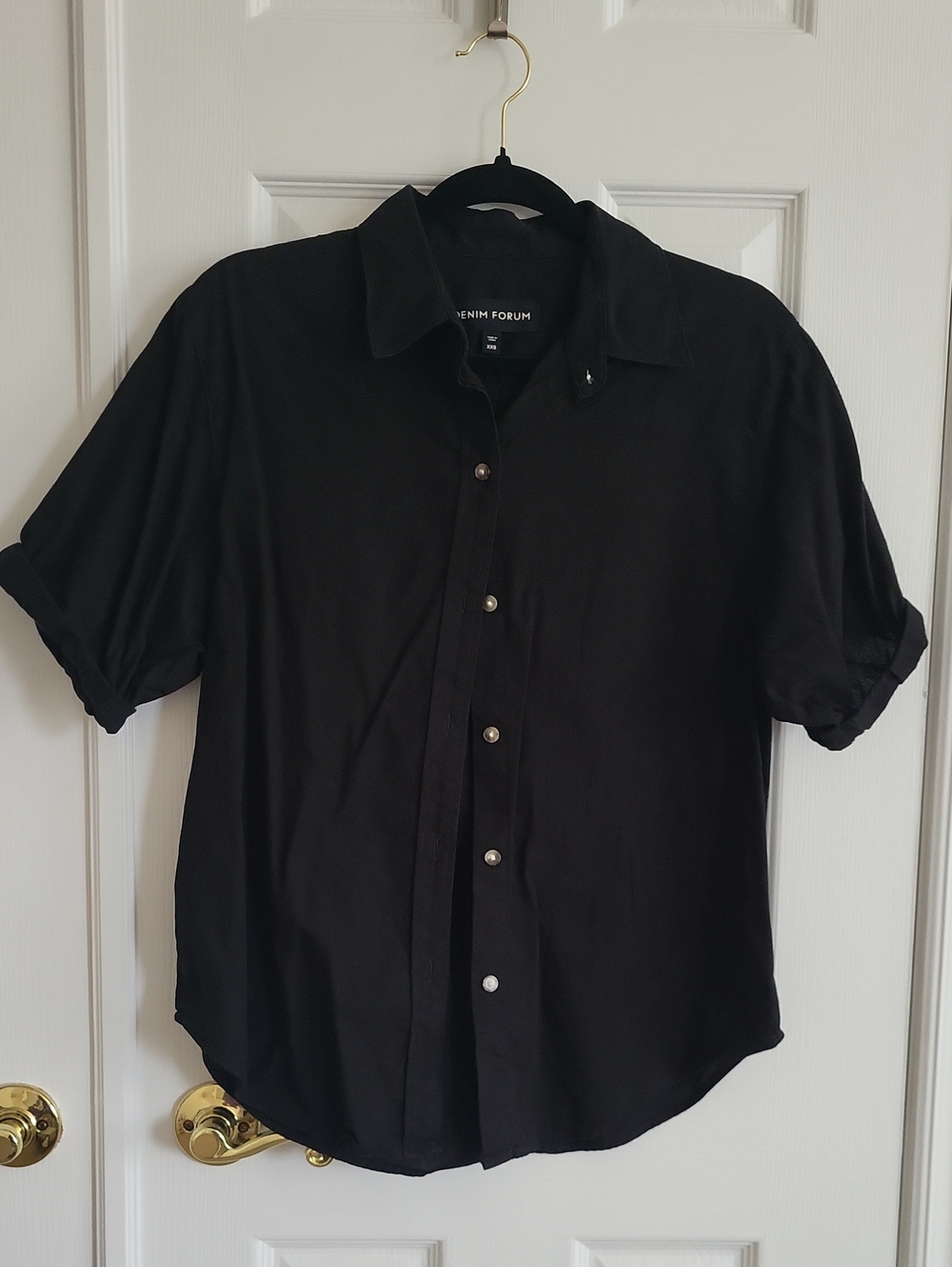 DENIM FORUM ARITZIA "Jane" womens Black Short-Sleeve Button-Down Shirt